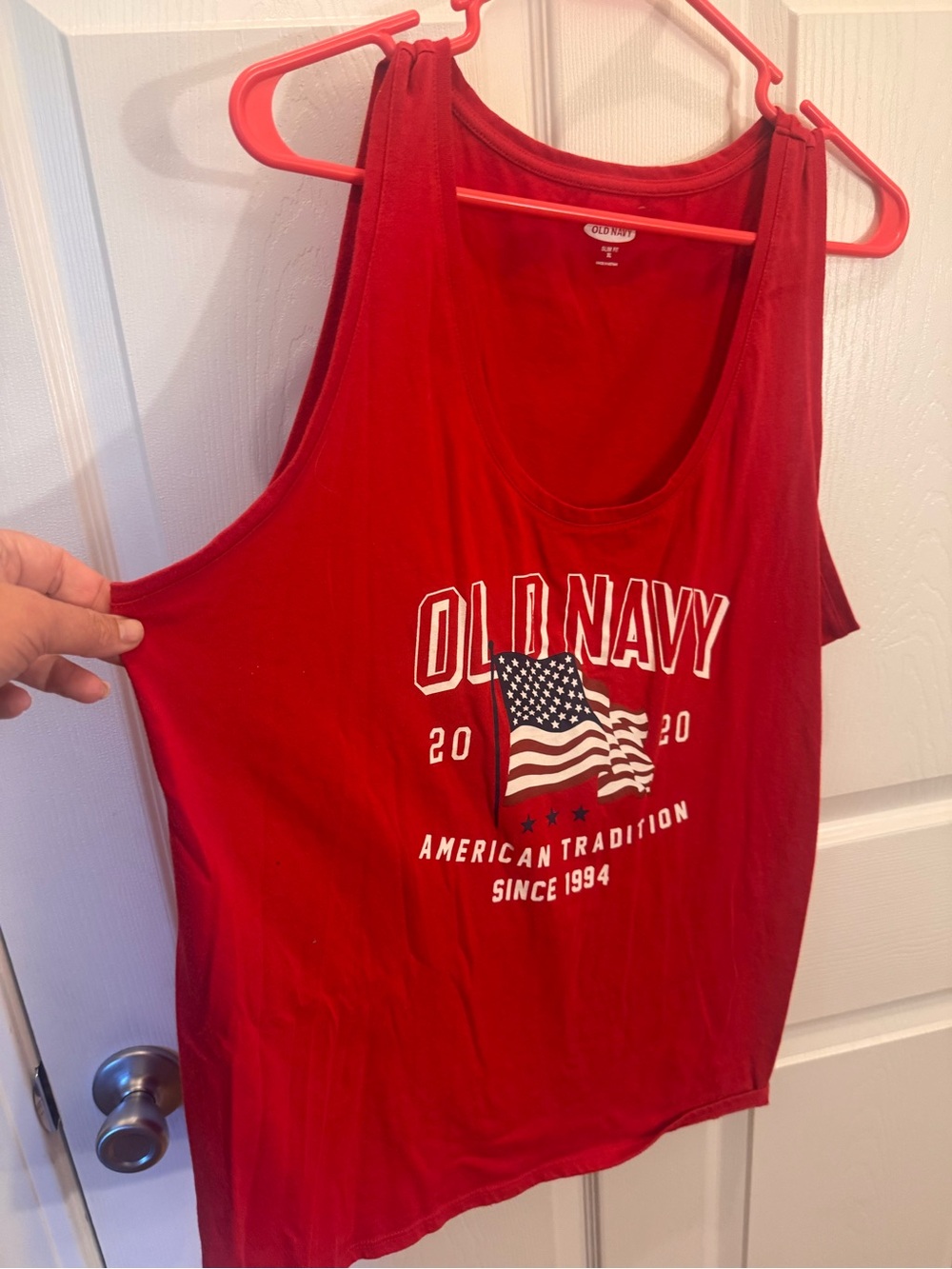🇺🇸 Old Navy Bright Red Slim Fit Tee USA 4th of July Festive🇺🇸